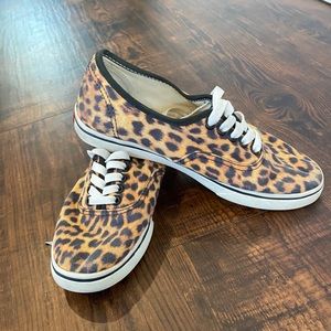 Women’s Vans Leopard Sneaker